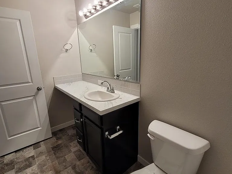 17795 Stony Ridge Ave — Photo 28