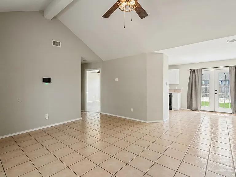 224 Vista Hermosa — Photo 5