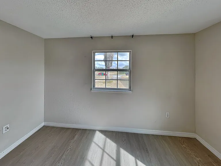 502 Dunbar Ave — Photo 12