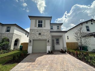 Golf Ests, Miami, FL 33167