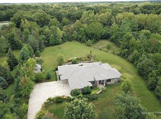 33W185 Brewster Creek Cir, Wayne, IL