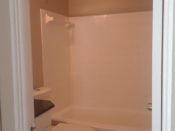 2nd image of 721 73rd Ave N