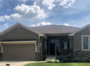 21111 W 68th St, Shawnee, KS 66218