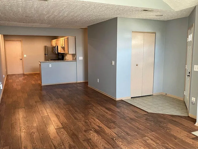 342 Bear Woods Dr — Photo 5