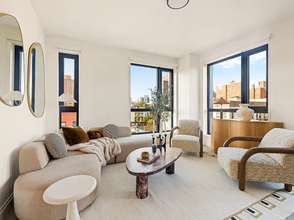 205 E 110th St, New York, NY
