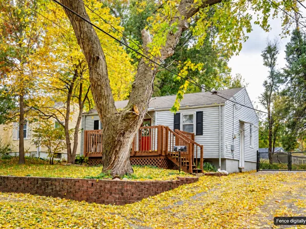 5708 College Ave, Des Moines, IA 50310