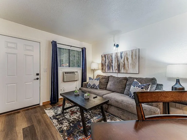 338 N Lorraine Ave #107 — Photo 5