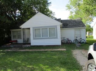 705 W Grand Ave, Hillsboro, KS 67063