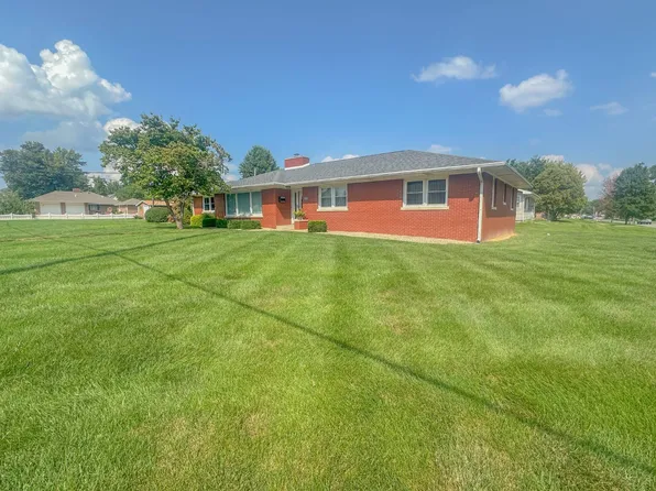 344 W Fayette St, Pittsfield, IL 62363