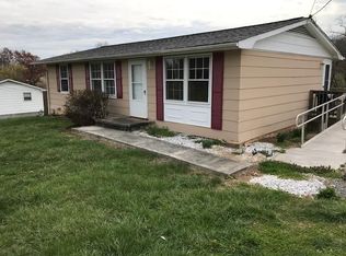 1869 Rock Lily Rd, Wirtz, VA 24184