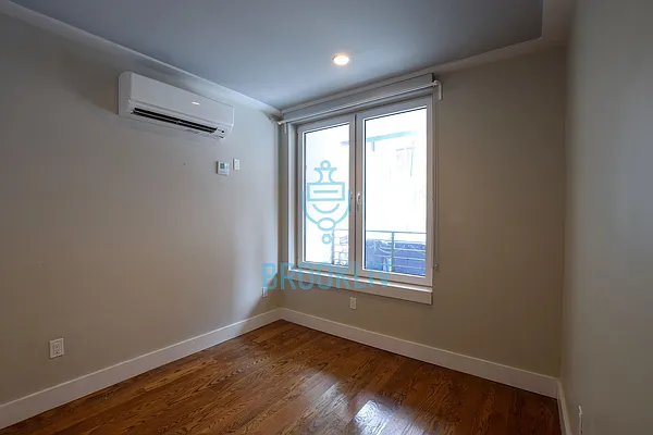 Rented by null | media 26