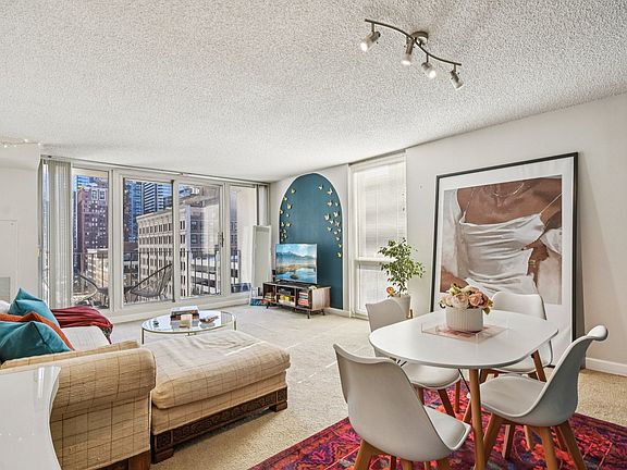 3rd image of 200 N Dearborn St Unit 1303