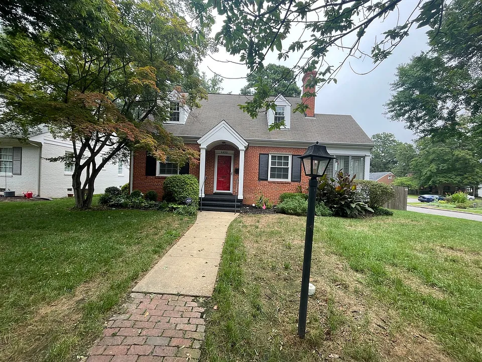 4400 Stuart Ave