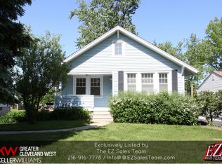 1262 Summit Dr, Mayfield Heights, OH 44124