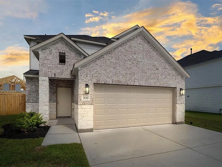 2638 Finley Ln — Photo 1