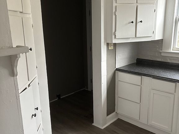 3rd image of 115 Scruggs Ave #115