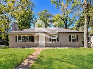 327 Wedge Dr, Saint Louis, MO 63135