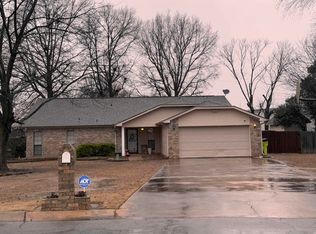 1109 Penny Pl, Stuttgart, AR 72160