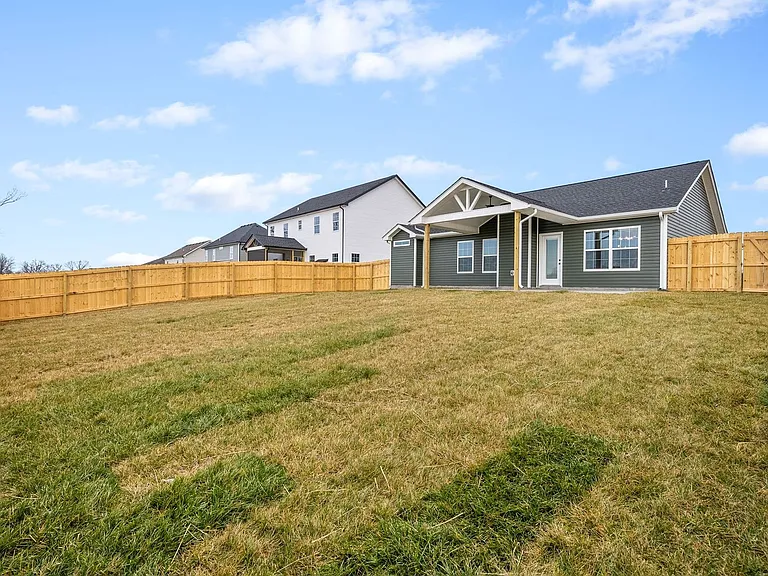 338 Galway Dr — Photo 27