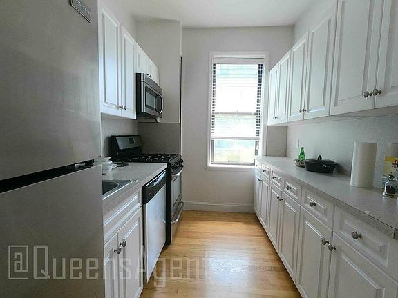 2nd image of 60-15 Woodside Ave #4E