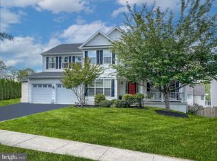305 E Chincoteague Ct, Purcellville, VA 20132