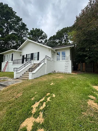 1605 Peachtree St Photo 1
