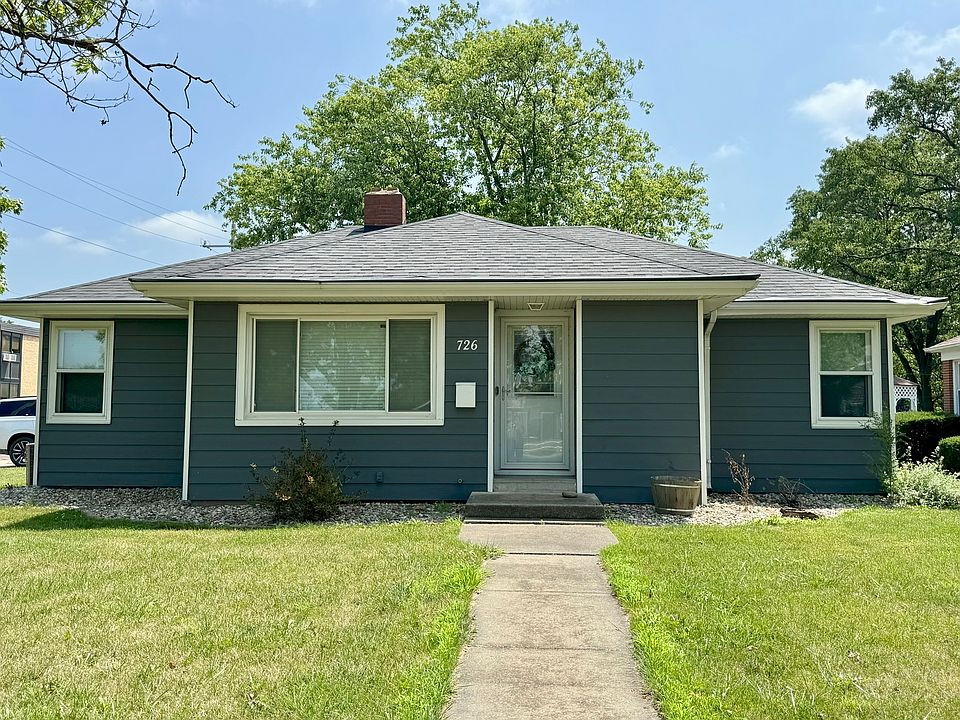 1st image of 726 N Sangamon Ave