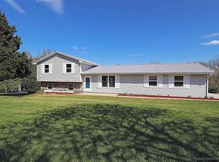 5604 Meadow Ln, Farmington, MO