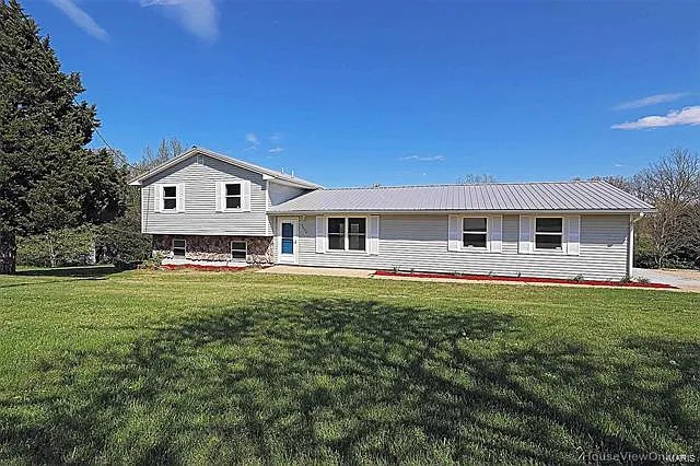 5604 Meadow Ln photo 1