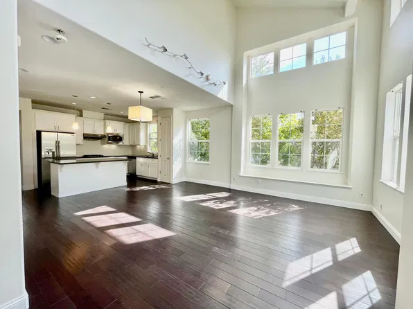 40293 Cottage Rose Ter, Fremont, CA 94538
