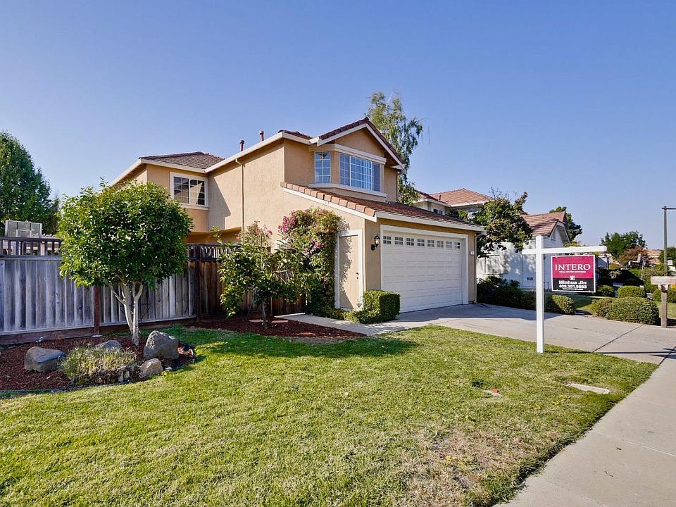 2nd image of 1111 Quail Creek Cir