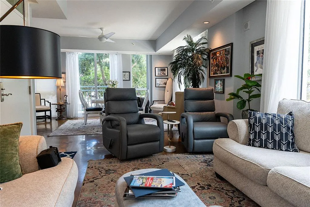 1 bed, 1.0 bath, 967 sqft, $3,000 — Photo 4