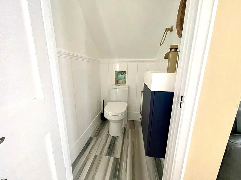 108 N Wilson Ave #A — Photo 9