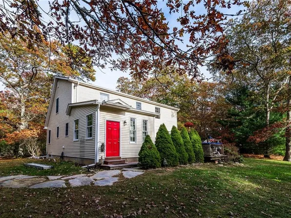 197 F Old Coach Rd, Charlestown, RI 02813