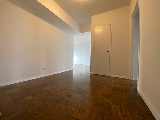 Rented by Bond New York | media 4