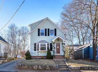 36 Winter St, Reading, MA 01867