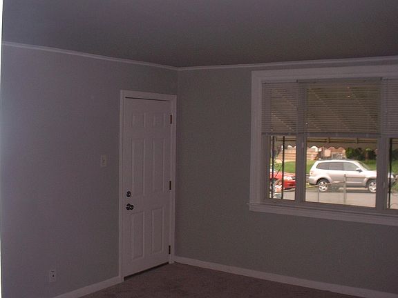 2nd image of 3830 Plumstead Ave #A