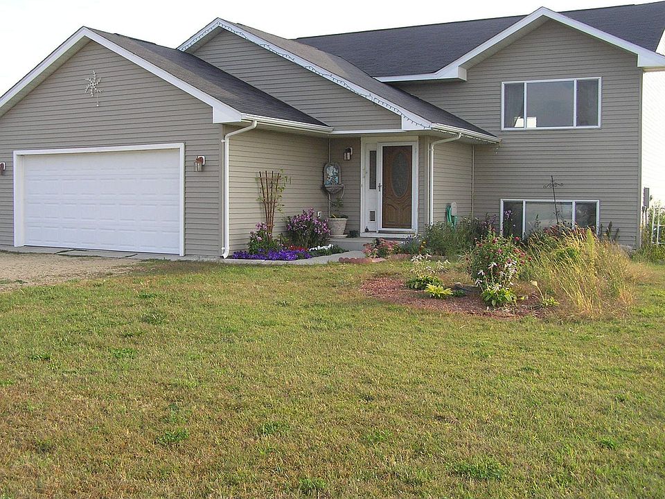 2nd image of 1374 212th Ave