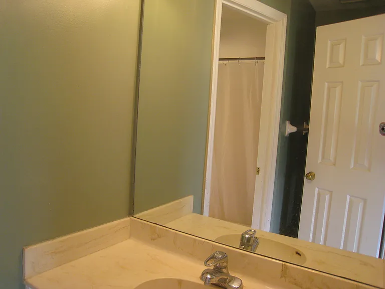 2645 Blakemore Ave — Photo 5