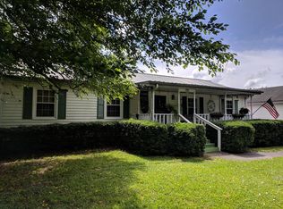 336 Cardinal Rd, Elloree, SC 29047