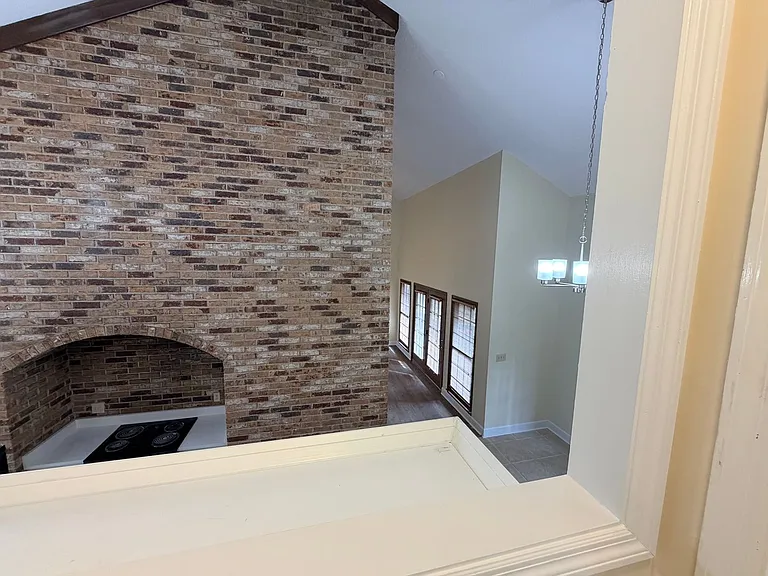 2124 Northwood Cir — Photo 17
