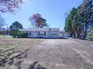 3090 Providence Rd, Hayes, VA 23072