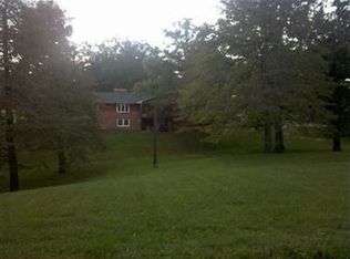 2426 Peewee Crossing Rd, Seymour, MO 65746