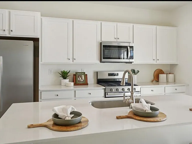 111 Spenser Way — Photo 5
