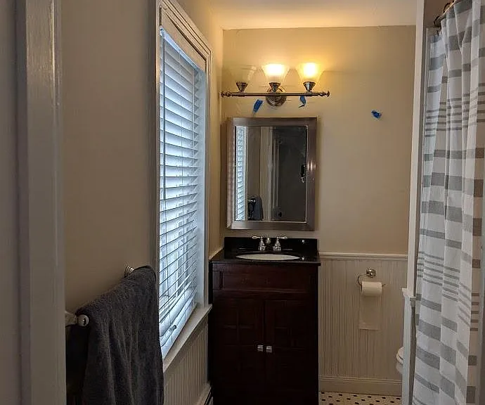 ceramic tile bath