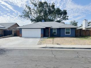 709 Beth Ln, Ridgecrest, CA 93555