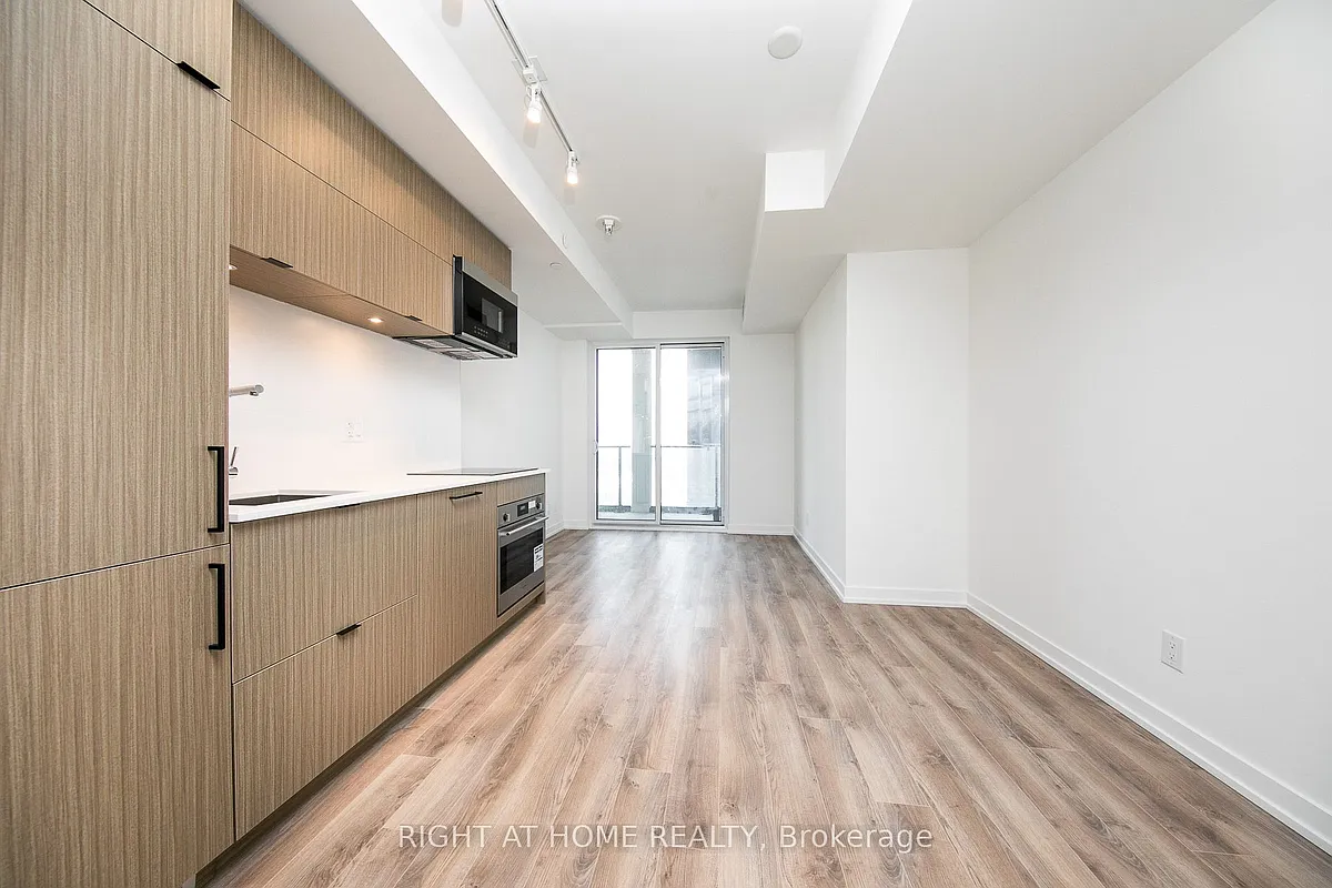 Building Photo - 20 Edward St #1819