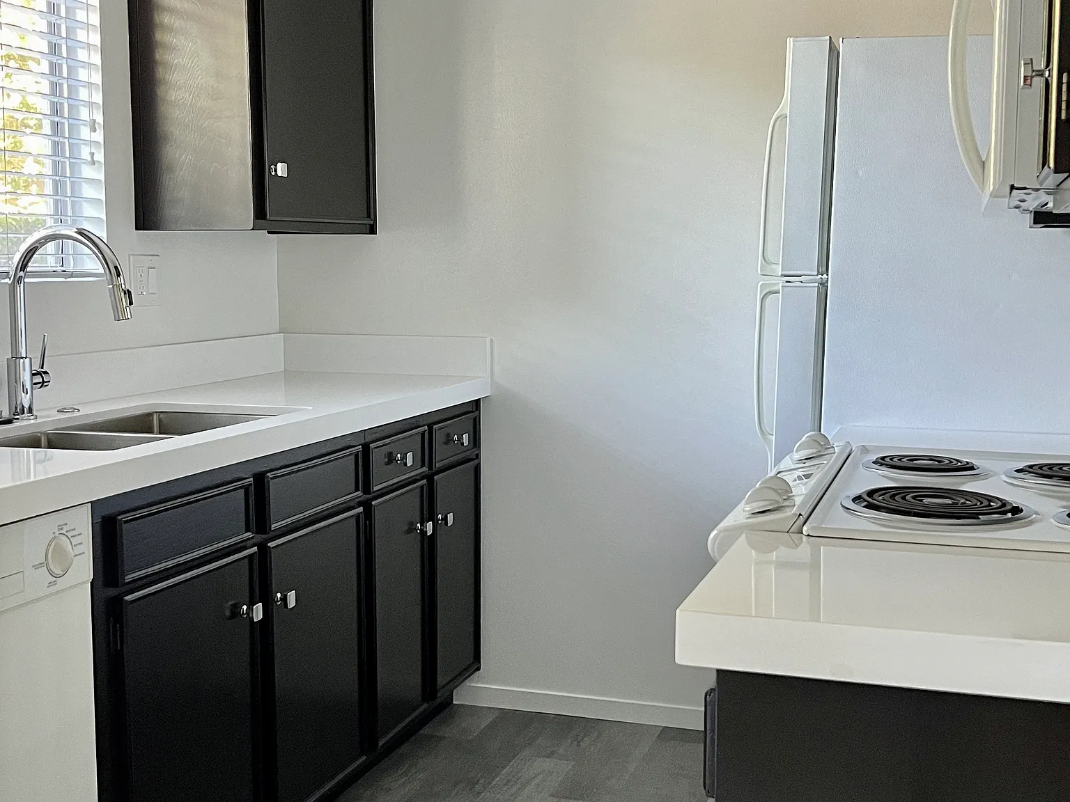Olive Tree Apartments — Photo 4