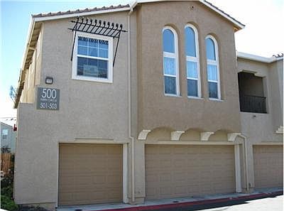 1st image of 501 Ferry Cir #101