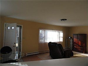 3rd image of 6649 Wayne Dr